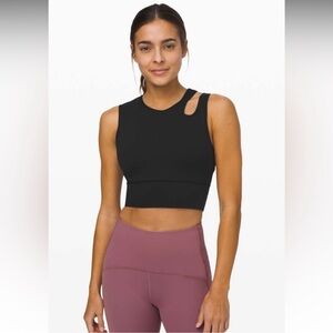 Lululemon Sports Bra/Cropped Tank
